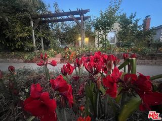 3953 Somerset Drive, Los Angeles, CA 90008
