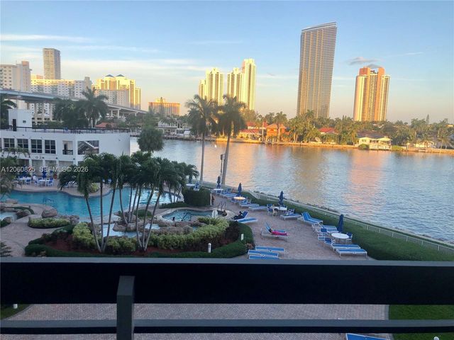 19101 NE 36th Ct 411, Aventura, FL 33180