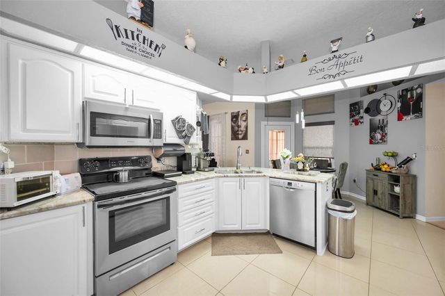 7951 ROUNDELAY DRIVE, New Port Richey, FL 34654