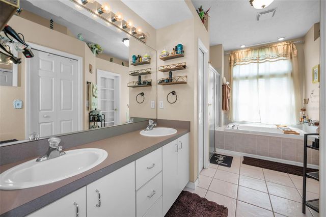 7951 ROUNDELAY DRIVE, New Port Richey, FL 34654