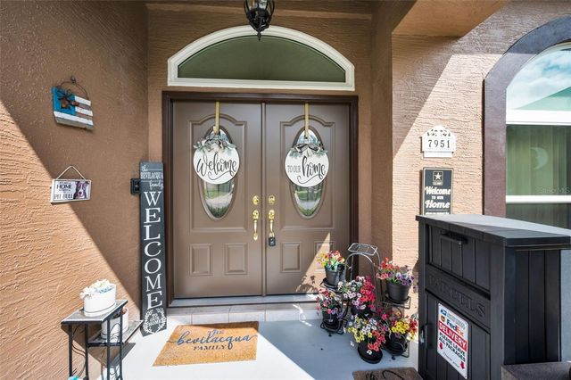 7951 ROUNDELAY DRIVE, New Port Richey, FL 34654