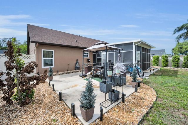 7951 ROUNDELAY DRIVE, New Port Richey, FL 34654