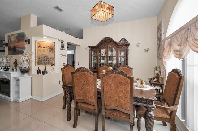 7951 ROUNDELAY DRIVE, New Port Richey, FL 34654