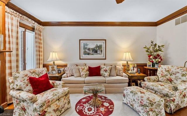 14 Ramsgate Court, Greensboro, NC 27403