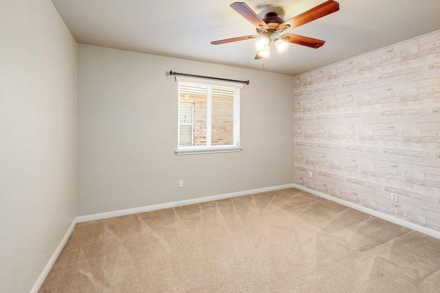 221 Mystic HOLW, Buda, TX 78610