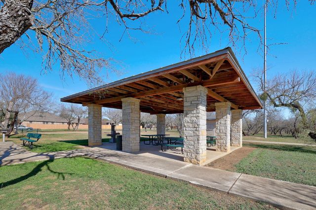 221 Mystic HOLW, Buda, TX 78610