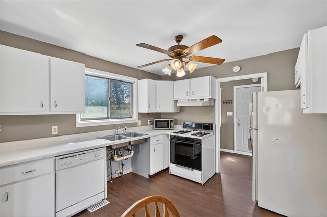 22439 Curie Avenue, Warren, MI 48091