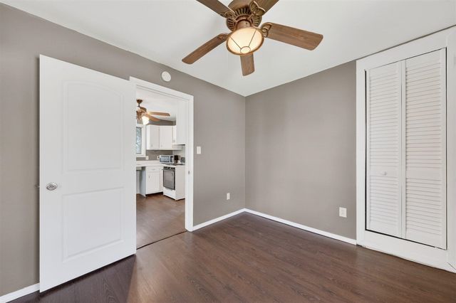 22439 Curie Avenue, Warren, MI 48091