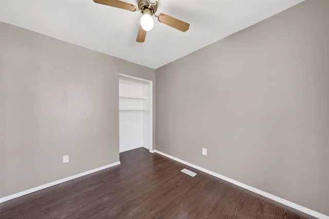 22439 Curie Avenue, Warren, MI 48091