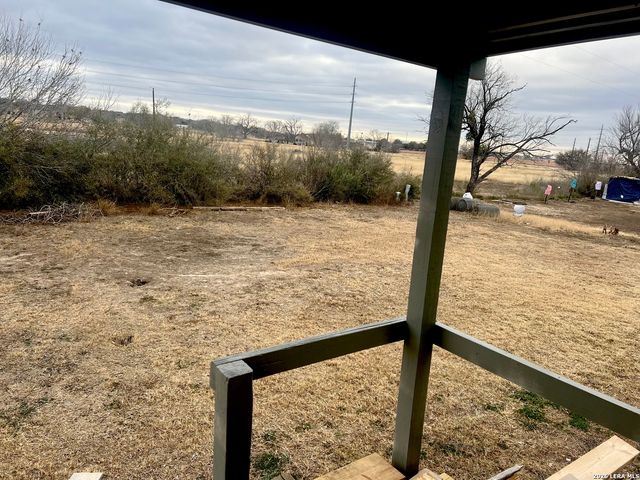 2901 Southern Breeze, Hondo, TX 78861