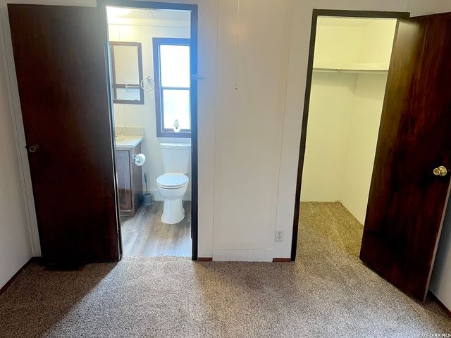 2901 Southern Breeze, Hondo, TX 78861