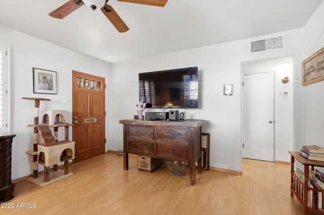 1208 E COLTER Street, Phoenix, AZ 85014