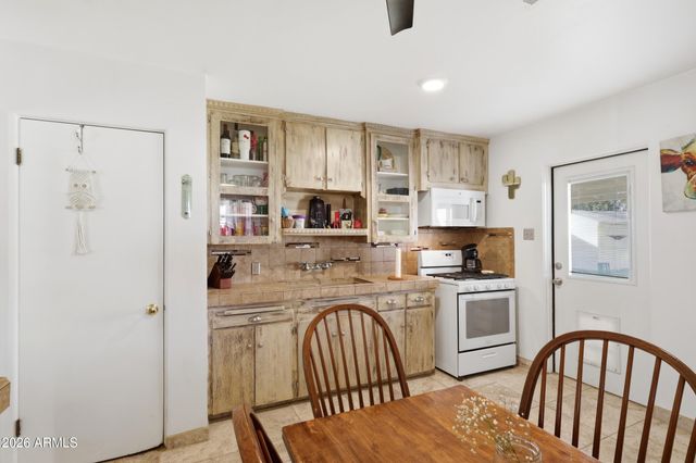 1208 E COLTER Street, Phoenix, AZ 85014