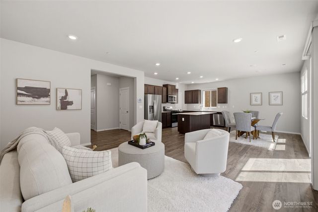 10730 188th Street E, Puyallup, WA 98374