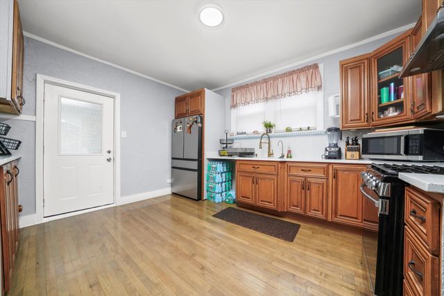 10807 S Wentworth Avenue, Chicago, IL 60628