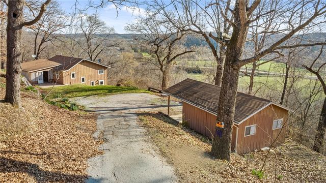 300 Summit Drive, Noel, MO 64854