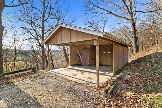 300 Summit Drive, Noel, MO 64854