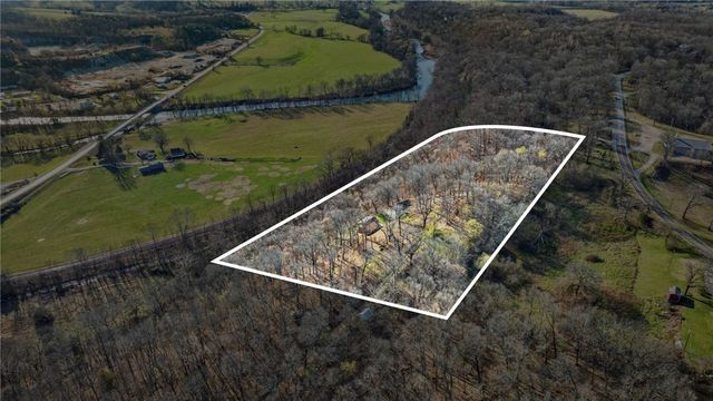 300 Summit Drive, Noel, MO 64854