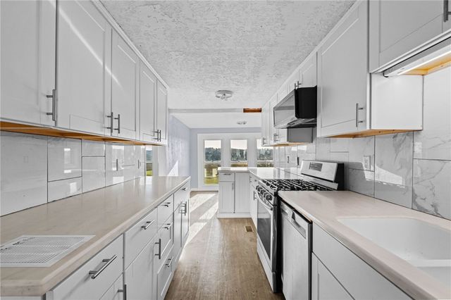 300 Summit Drive, Noel, MO 64854