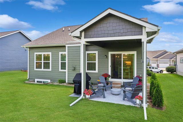 9135 Jamison Drive, West Des Moines, IA 50266
