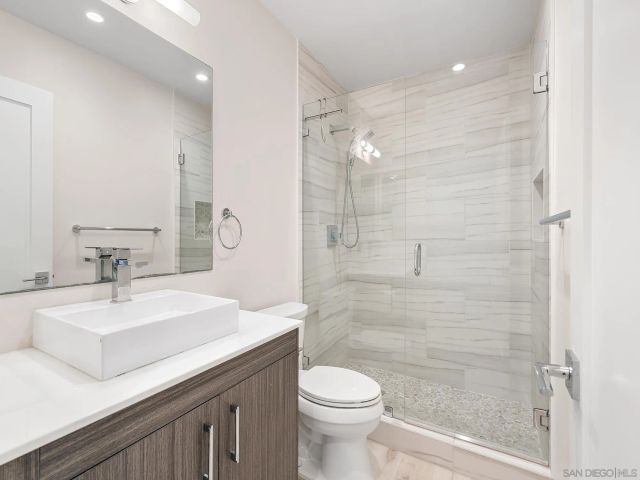 3162 Via Alicante H, La Jolla, CA 92037