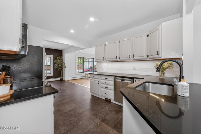 169 Bozenkill Road, Altamont, NY 12009