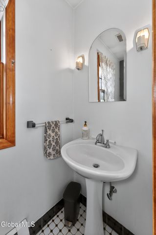 169 Bozenkill Road, Altamont, NY 12009