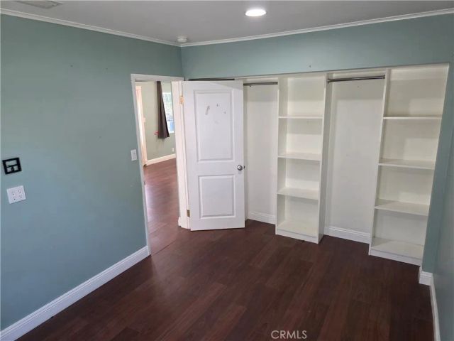 7249 Loma Verde Ave., Canoga Park, CA 91303