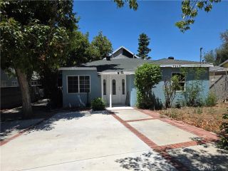 7249 Loma Verde Ave., Canoga Park, CA 91303