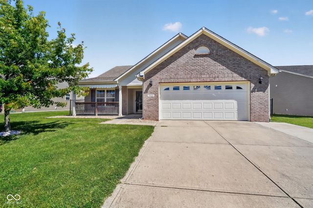 654 Findlay Lane, Greenwood, IN 46143