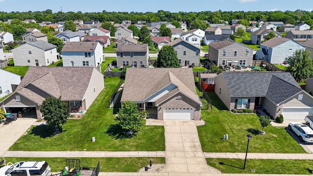 654 Findlay Lane, Greenwood, IN 46143