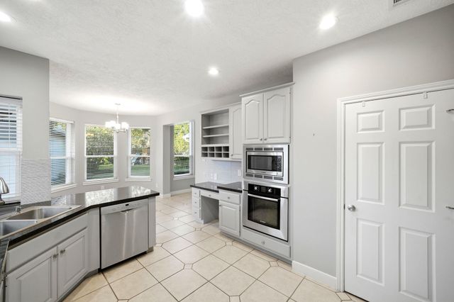 1215 Rosemeadow Drive, Houston, TX 77094
