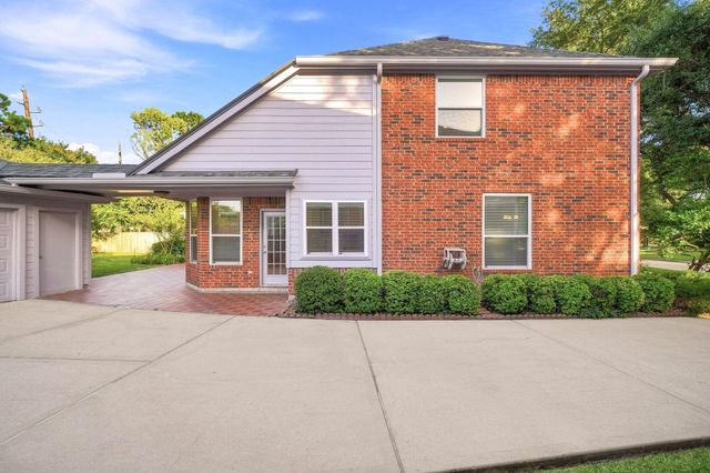 1215 Rosemeadow Drive, Houston, TX 77094