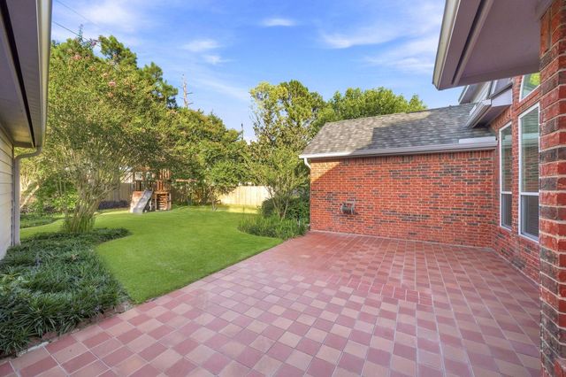 1215 Rosemeadow Drive, Houston, TX 77094