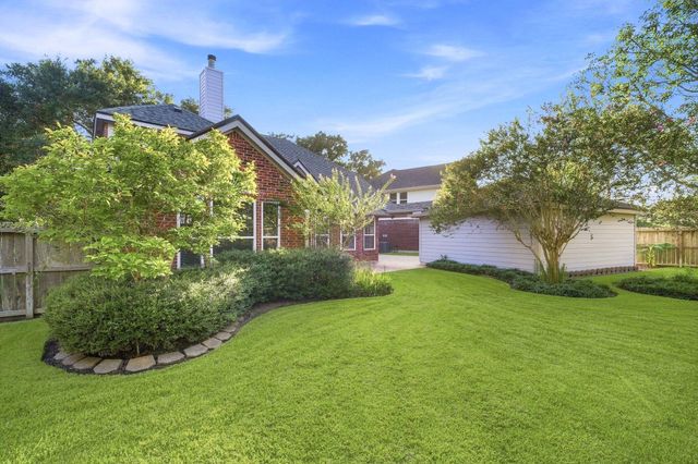 1215 Rosemeadow Drive, Houston, TX 77094
