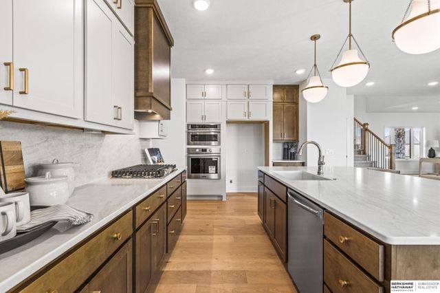 3516 S 218th Avenue, Elkhorn, NE 68022