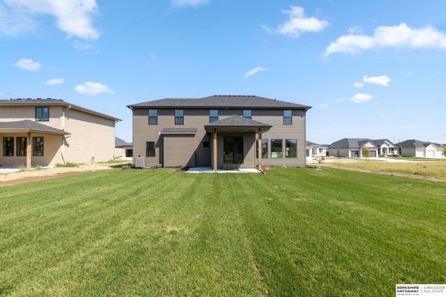 3516 S 218th Avenue, Elkhorn, NE 68022