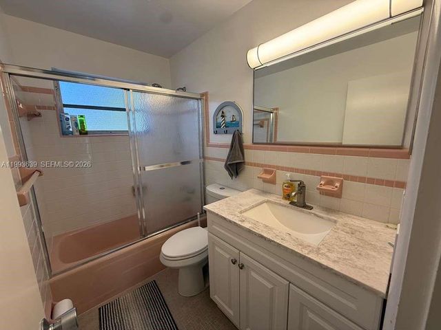 710 N K St 202, Lake Worth, FL 33460