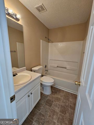 603 Fieldcrest Drive, Mcdonough, GA 30253