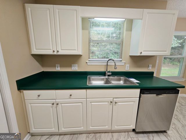 603 Fieldcrest Drive, Mcdonough, GA 30253