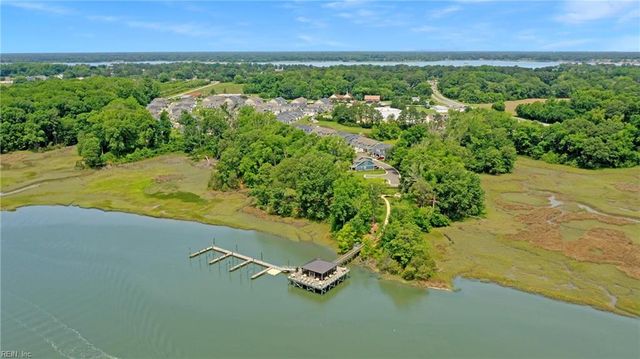 144 Creek Front LN, Suffolk, VA 23435
