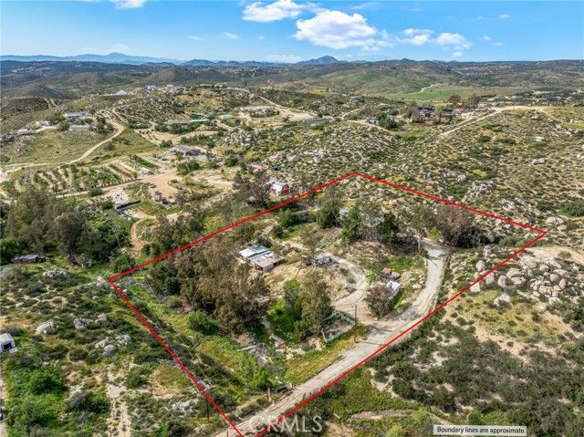 43870 Wilson Valley, Hemet, CA 92544