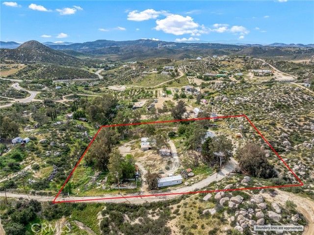43870 Wilson Valley, Hemet, CA 92544