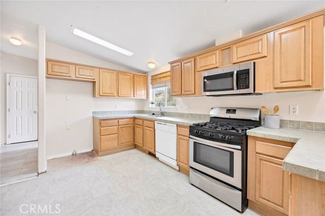 43870 Wilson Valley, Hemet, CA 92544