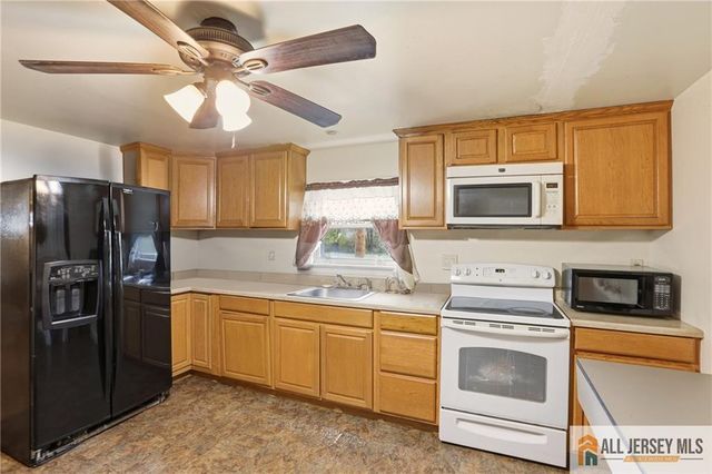 2 Marie Street, South River, NJ 08882