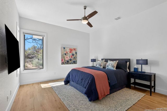 966 Belle Oaks, Bulverde, TX 78163