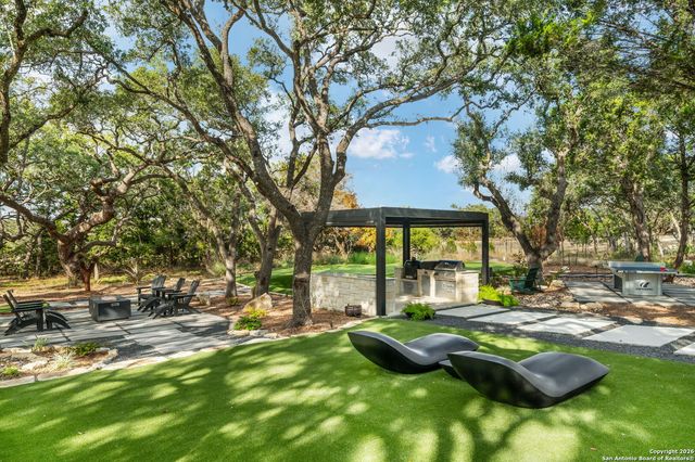 966 Belle Oaks, Bulverde, TX 78163