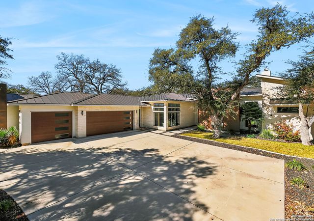 966 Belle Oaks, Bulverde, TX 78163