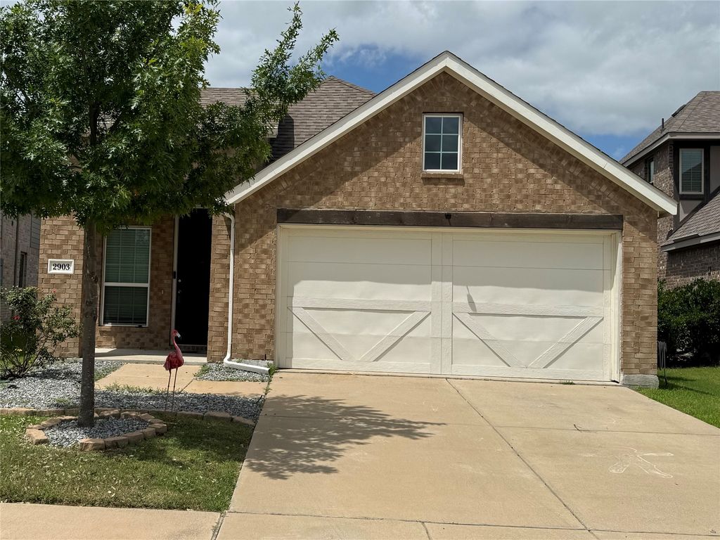 2903 Hobby Drive, Forney, TX 75126