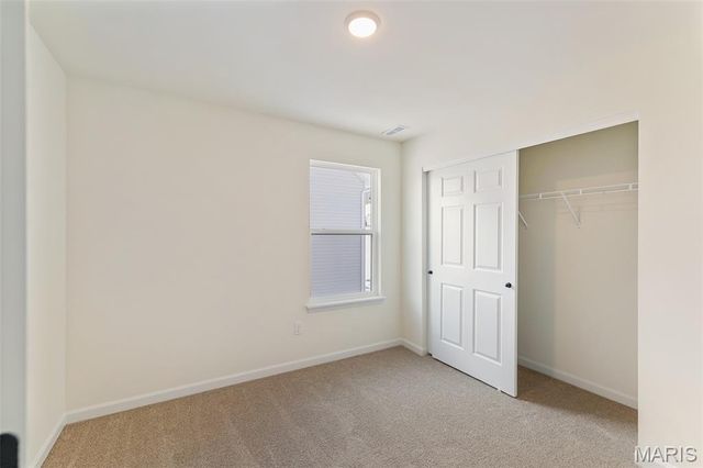 414 Winding Bluffs Court, Fenton, MO 63026